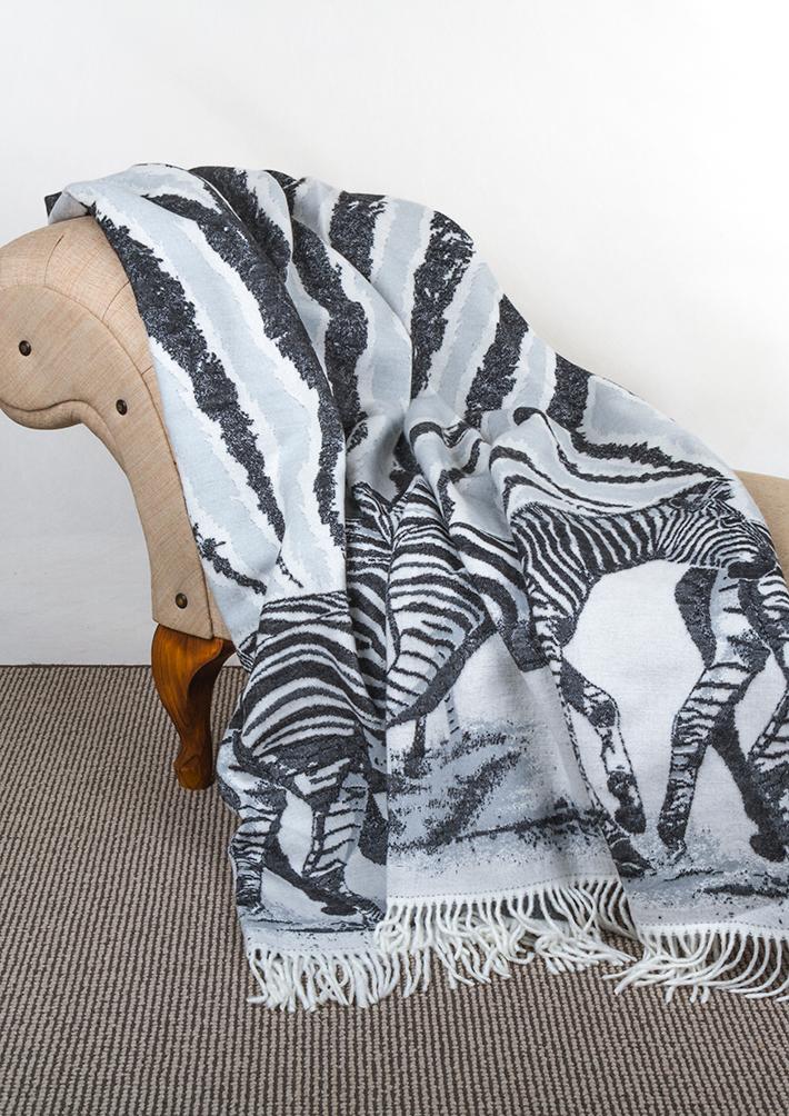 zebra-throw-1